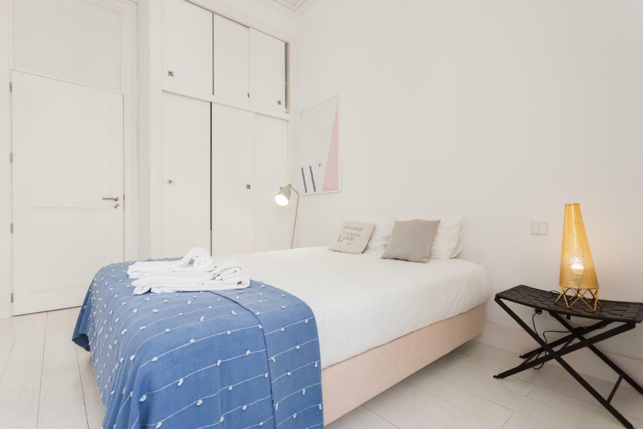 Baixa Tile Blue Two-Bedroom Apartment - By Lu Holidays Lisbona Esterno foto